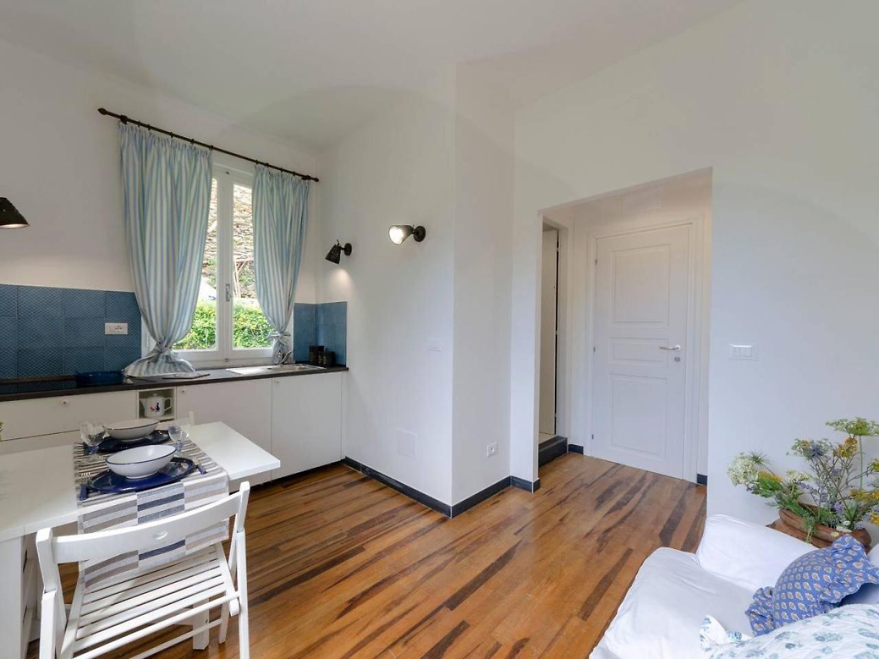 베르나차 Joivy Lovely Apt For 2, With Terrace And Lovely View 아파트 외부 사진